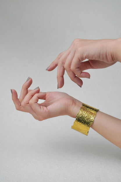 Oscillate