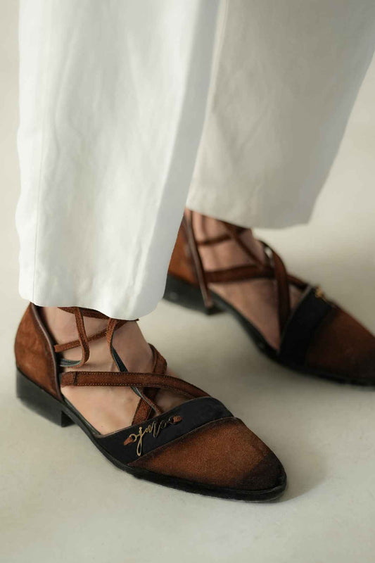 Cross Ankle-strap Caligae in Tan