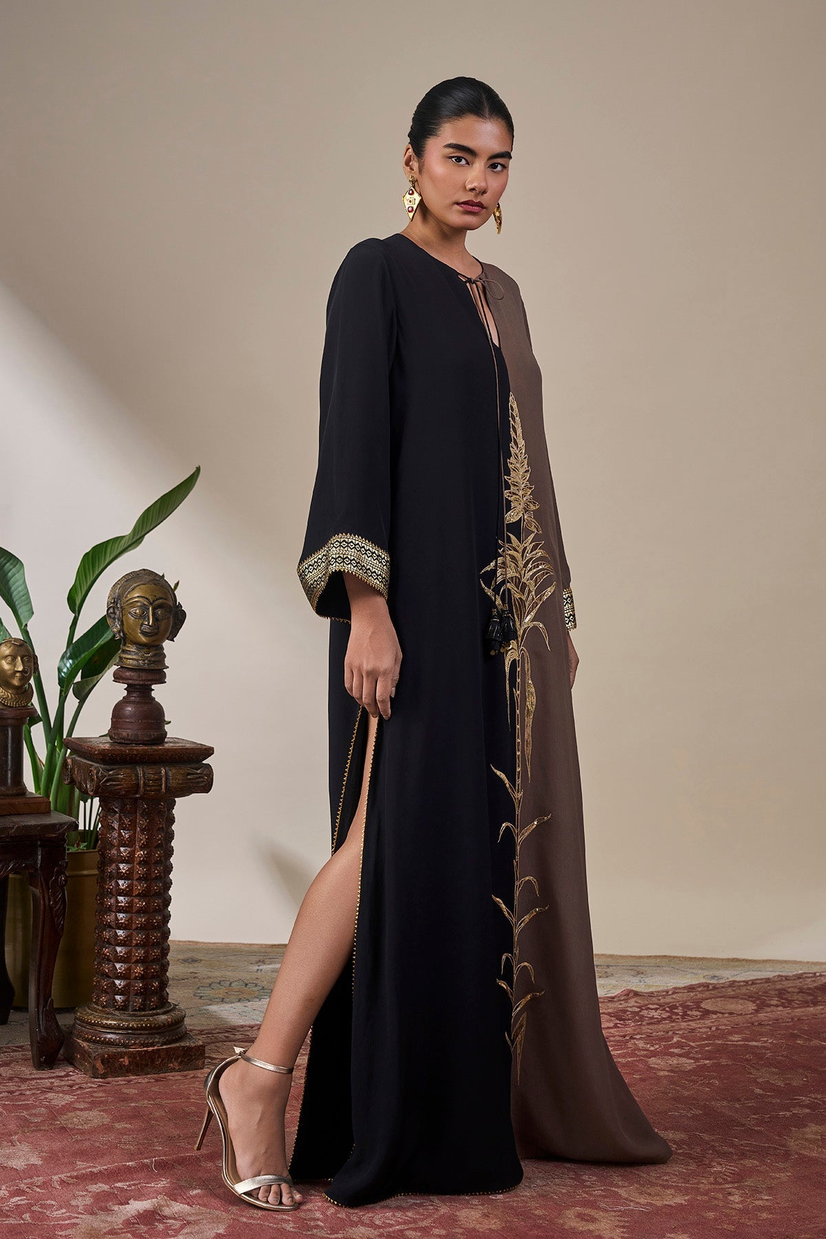 Black & Brown Shaahi Bloom Kaftan