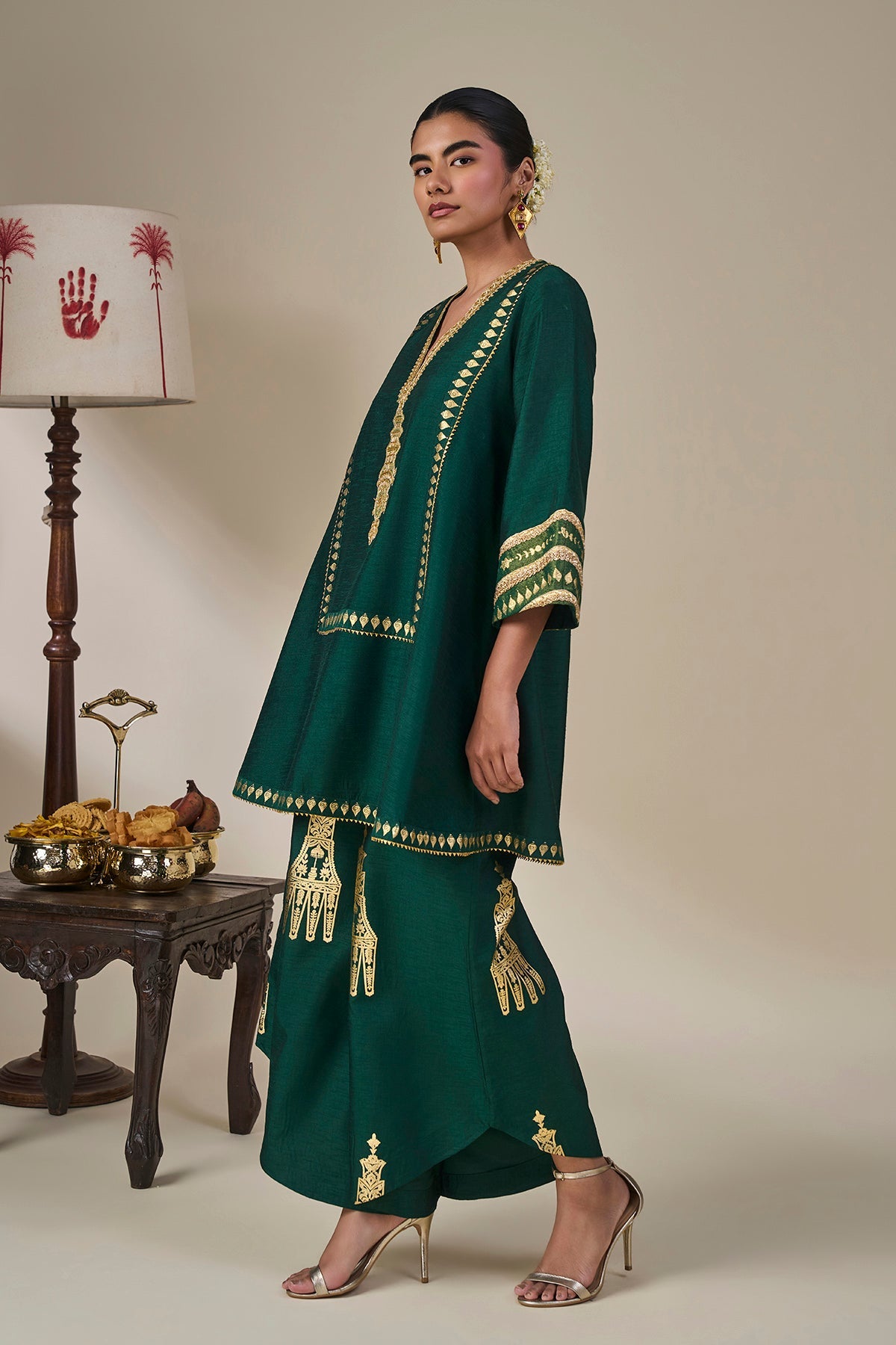 Green Kathakali Muse Kurta Set
