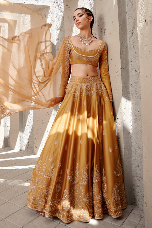 Nazmi Lehenga Set