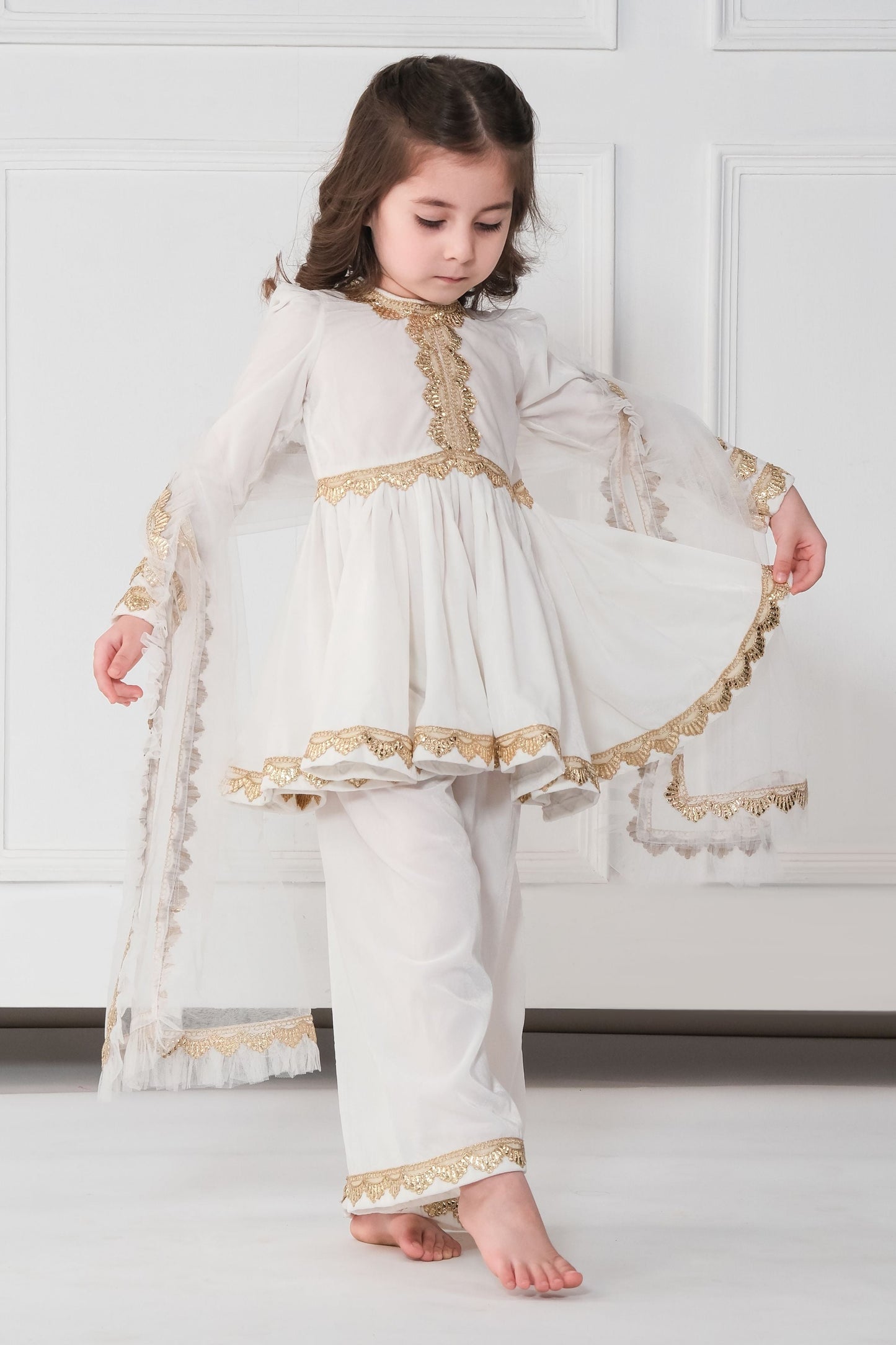 IVORY VELVET SET