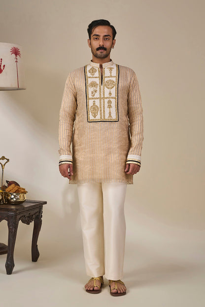 Ivory Kochi Conch Lungi Set