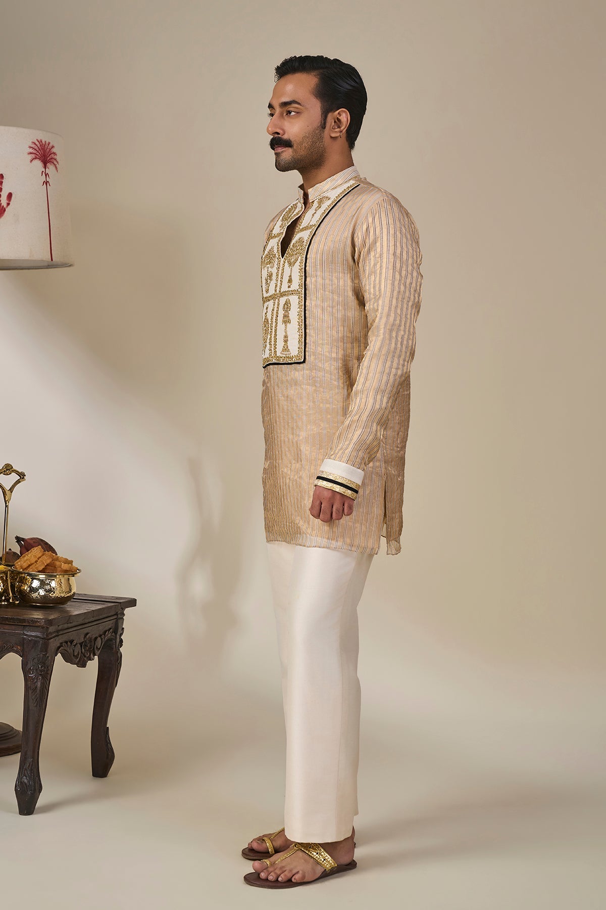 Ivory Kochi Conch Lungi Set