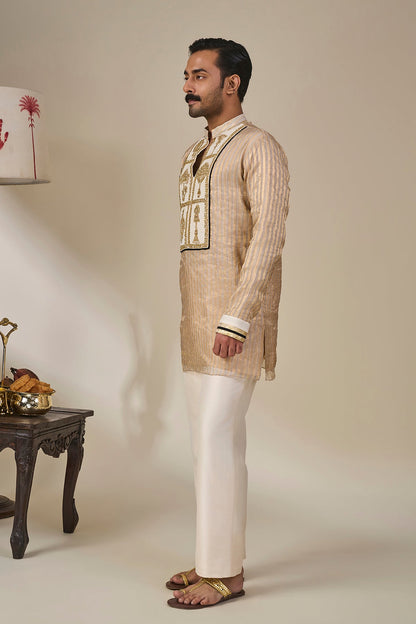 Ivory Kochi Conch Lungi Set