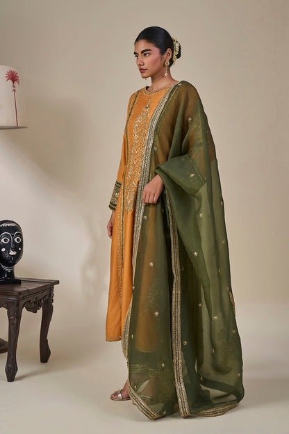 'Meetha Paan Pataka' Kurta Set