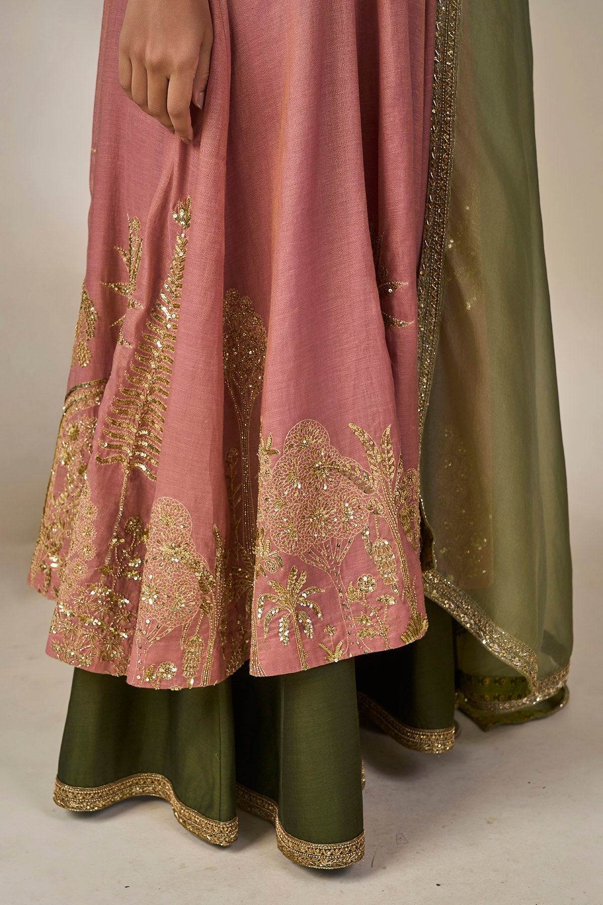 'Gulkand Gulnaar' Anarkali Set