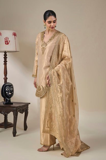 'Kaju Katli Kahaani' Kurta Set