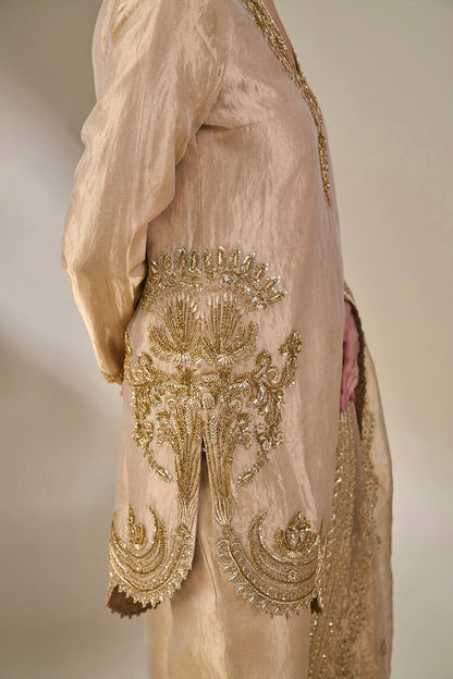 'Kaju Katli Kahaani' Kurta Set