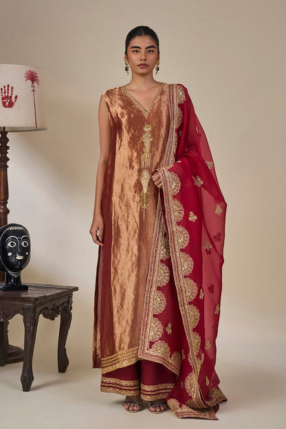 'Khwaab Ki Kahaani' Jacket Set