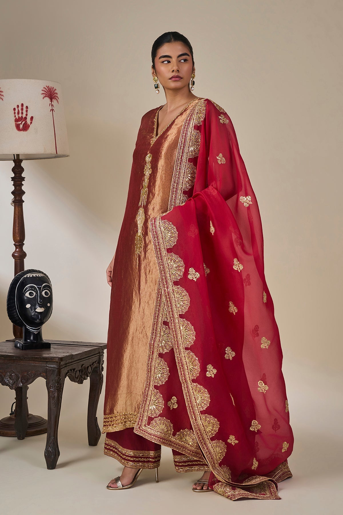 'Khwaab Ki Kahaani' Jacket Set