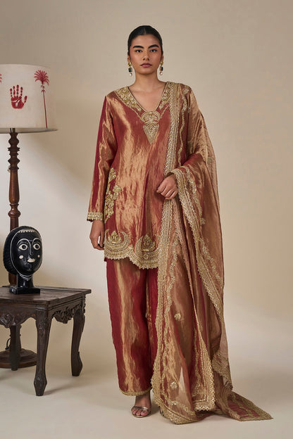Rust 'Kaju Katli Kahaani' Kurta Set
