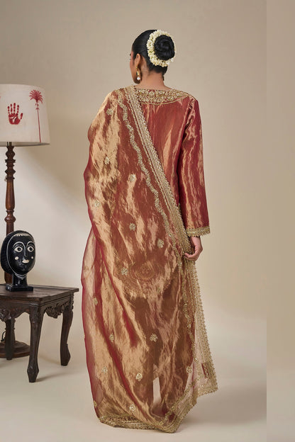 Rust 'Kaju Katli Kahaani' Kurta Set