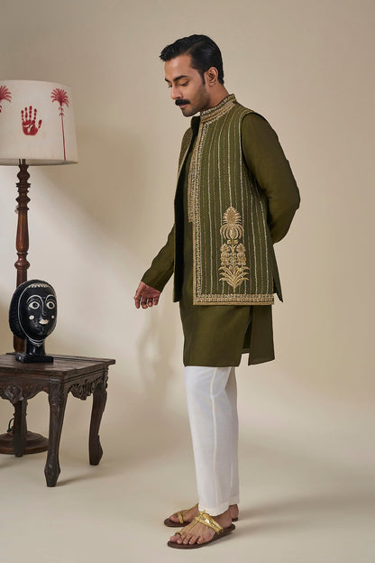 'Jashn Jigar' Bandi Set