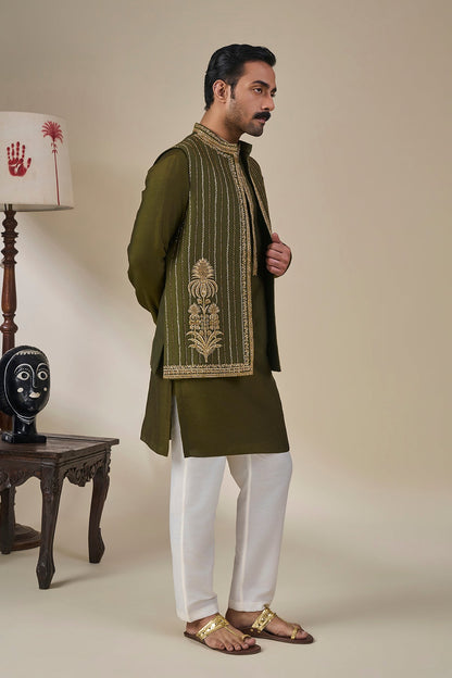 'Jashn Jigar' Bandi Set