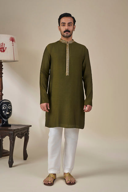 'Jashn Jigar' Bandi Set