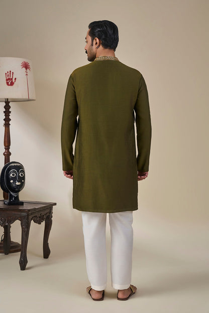 'Jashn Jigar' Bandi Set