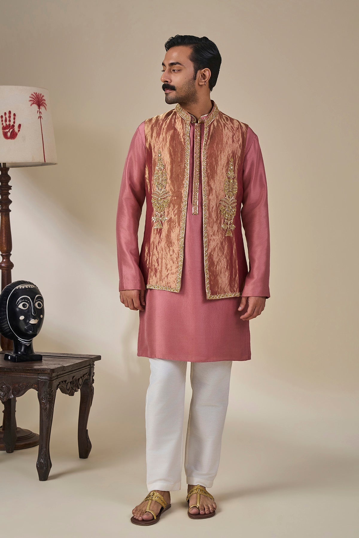 'Darbar Dilruba' Set