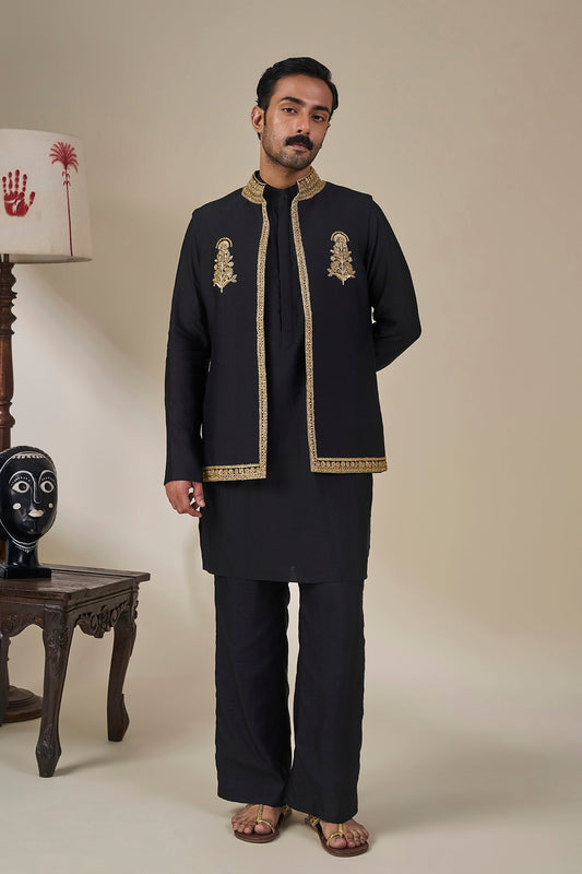 Black 'Khushboo Khwaab' Bandi Set