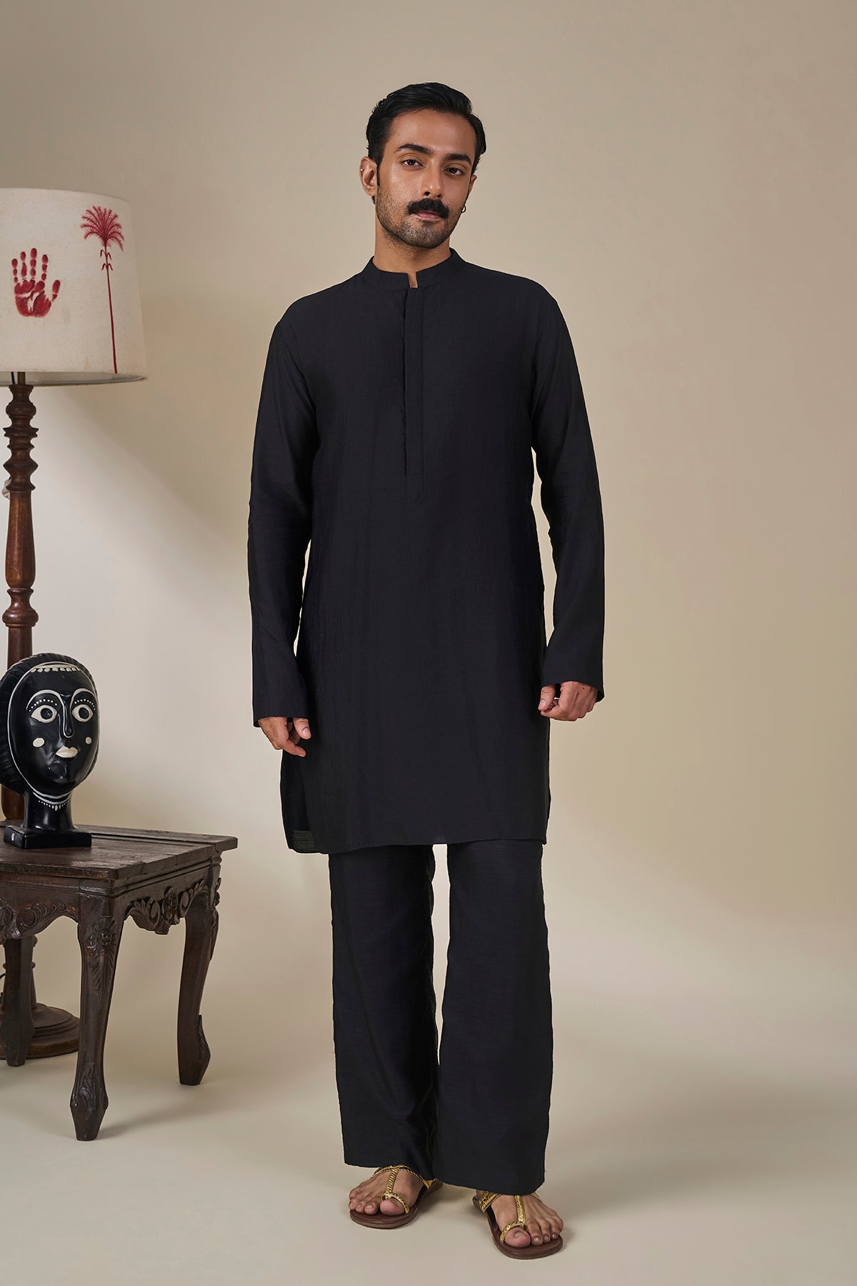 Black 'Khushboo Khwaab' Bandi Set