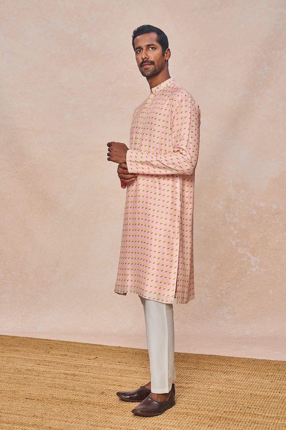 Baby Pink Parijat Bandi Set