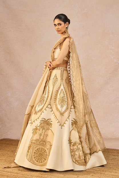 The 'Noor Ban Gaye' Lehenga