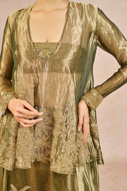 'Khwabon Ki Shehzadi' Set