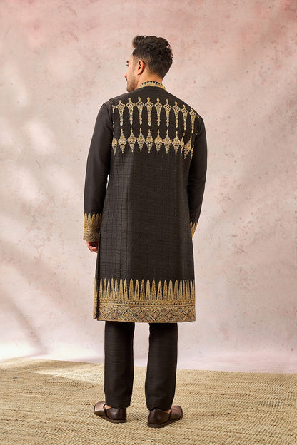 The Kala Khatta Long Bandi Set