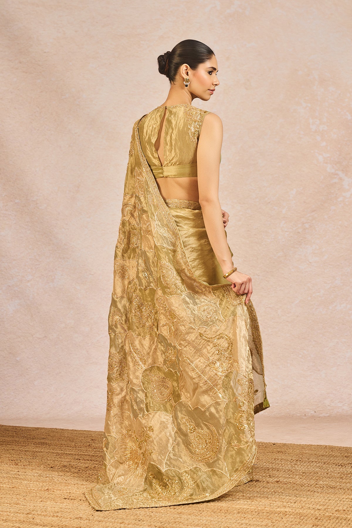 'Fasl E Gul' Saree