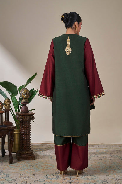 Mehr Bagh Kurta Set