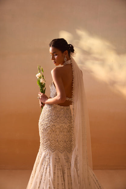 Amna Sharif In IVORY FISHTAILED SKIRT WITH PEARL WORK