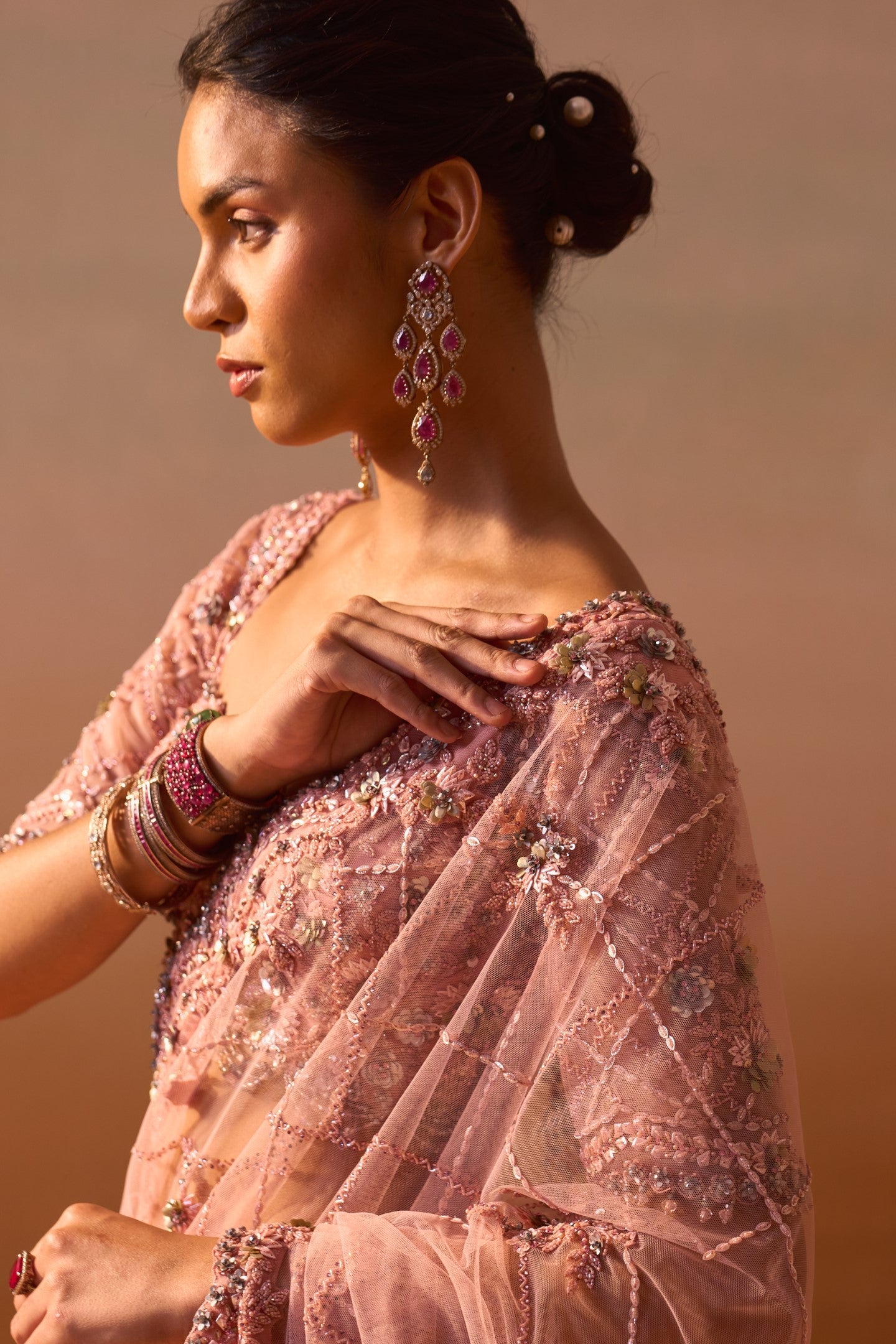 Amna Sharif In ROSE PINK SAREE