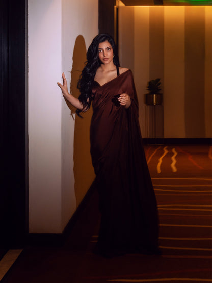 Shruti Haasan In Handwoven Brown Silk Saree