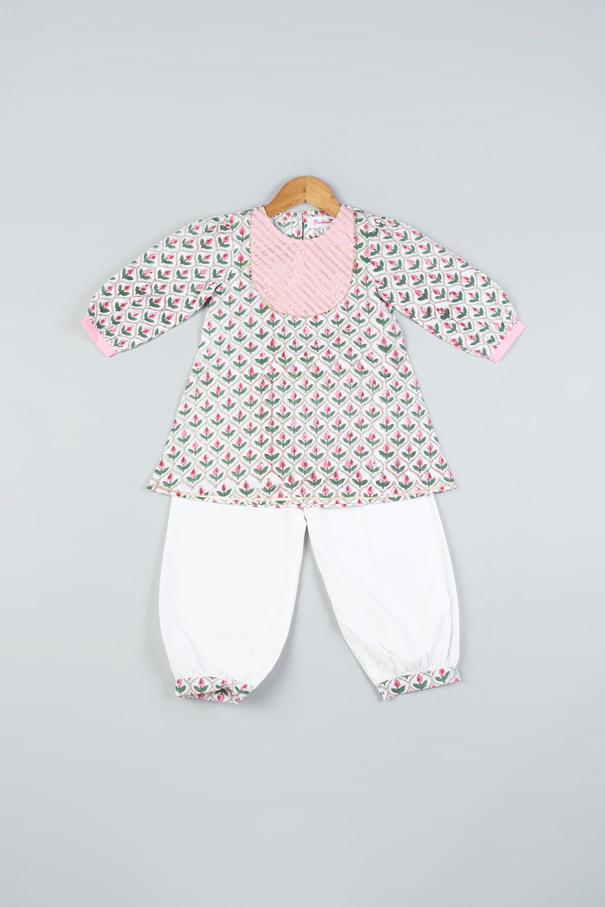 White Printed Kurta Set For Girls by Pankhuri by Priyanka - Kids at Pernia's Pop Up Shop