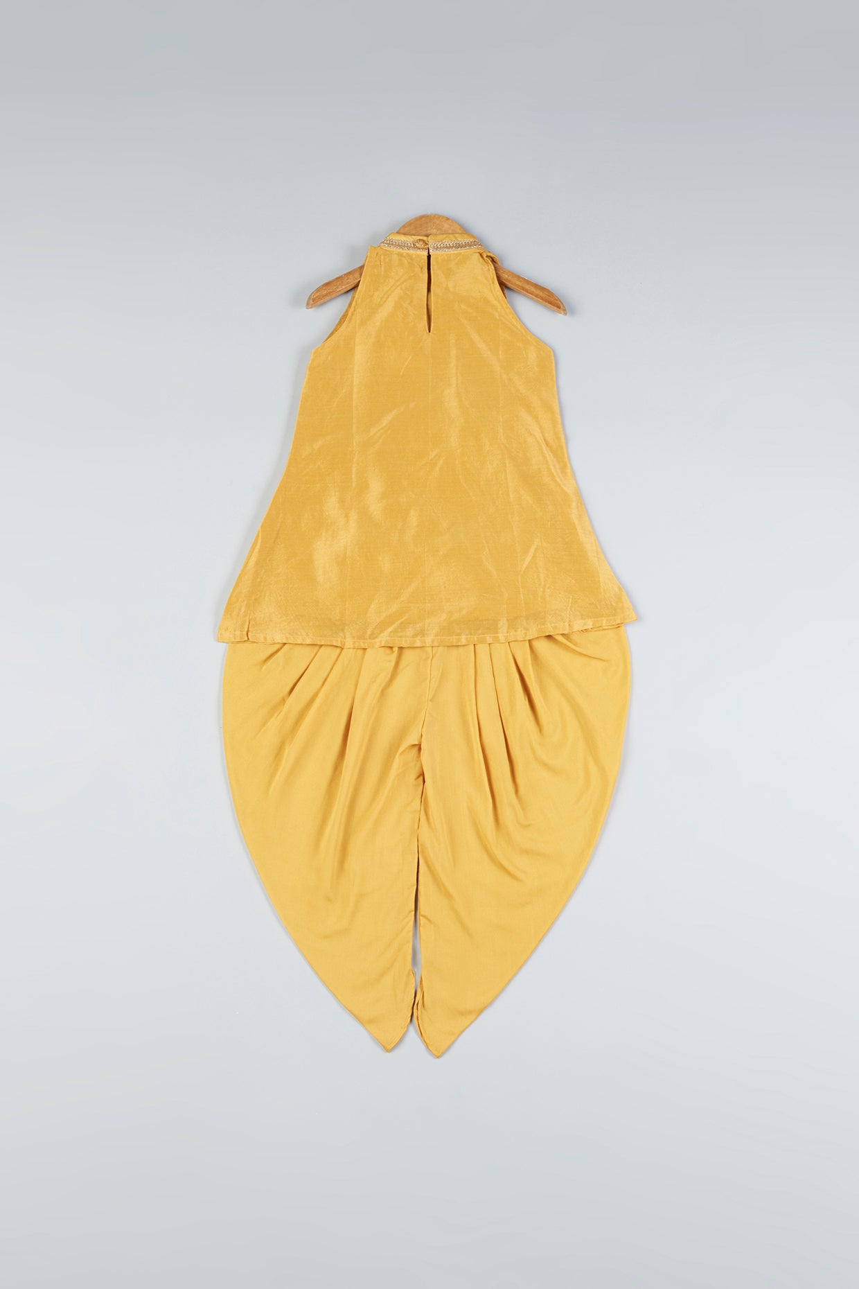 Mustard Printed Kurta Set For Girls by Pankhuri by Priyanka - Kids at Pernia's Pop Up Shop