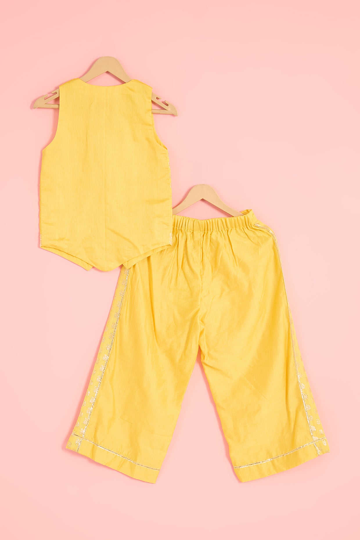 Yellow Zari Chanderi Zari Embroidered Waistcoat Set For Girls by Pankhuri by Priyanka - Kids at Pernia's Pop Up Shop