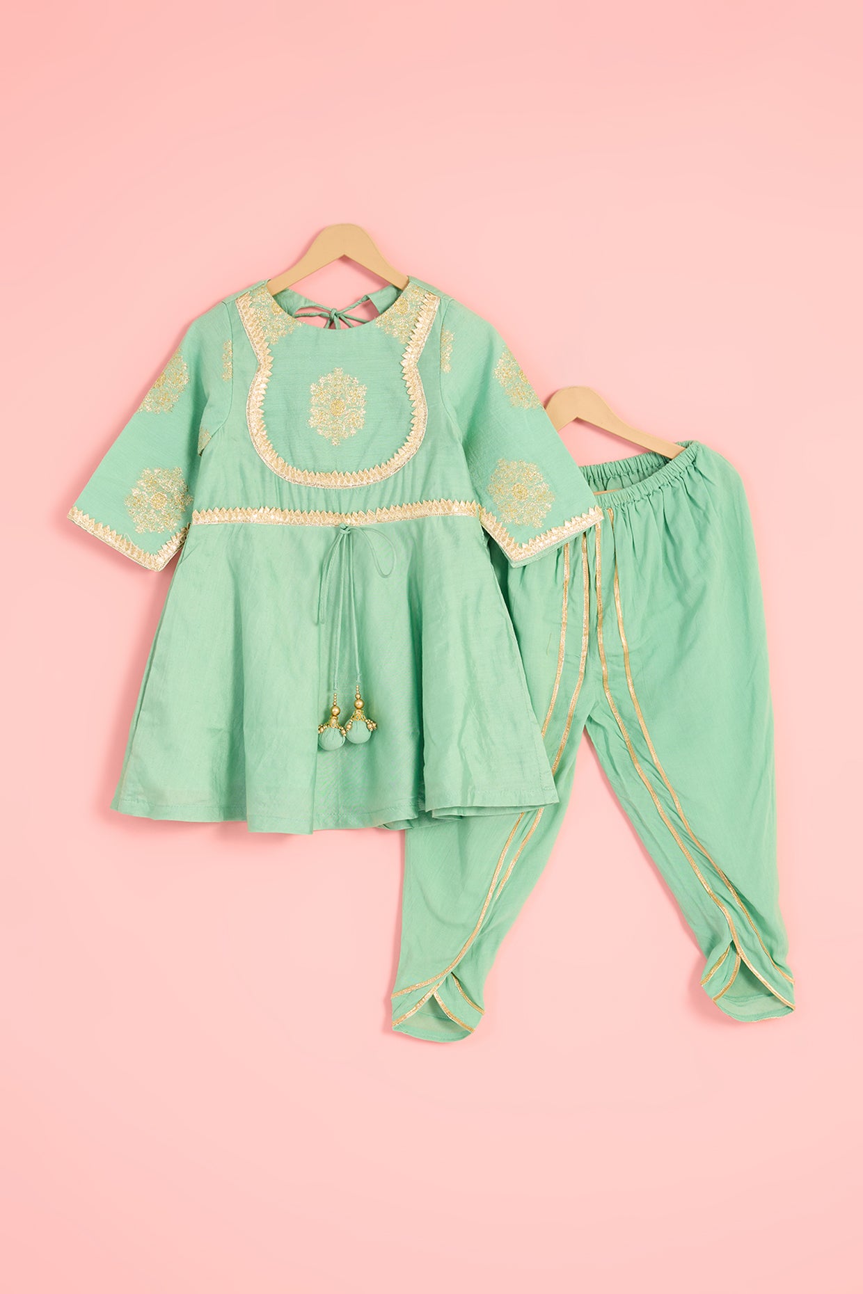 Green Zari Chanderi Embellished Kurta Set For Girls by Pankhuri by Priyanka - Kids at Pernia's Pop Up Shop