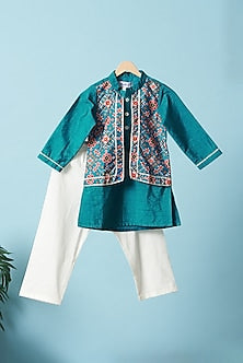 Blue Silk Blend Kurta Set For Boys by Pankhuri by Priyanka - Kids at Pernia's Pop Up Shop