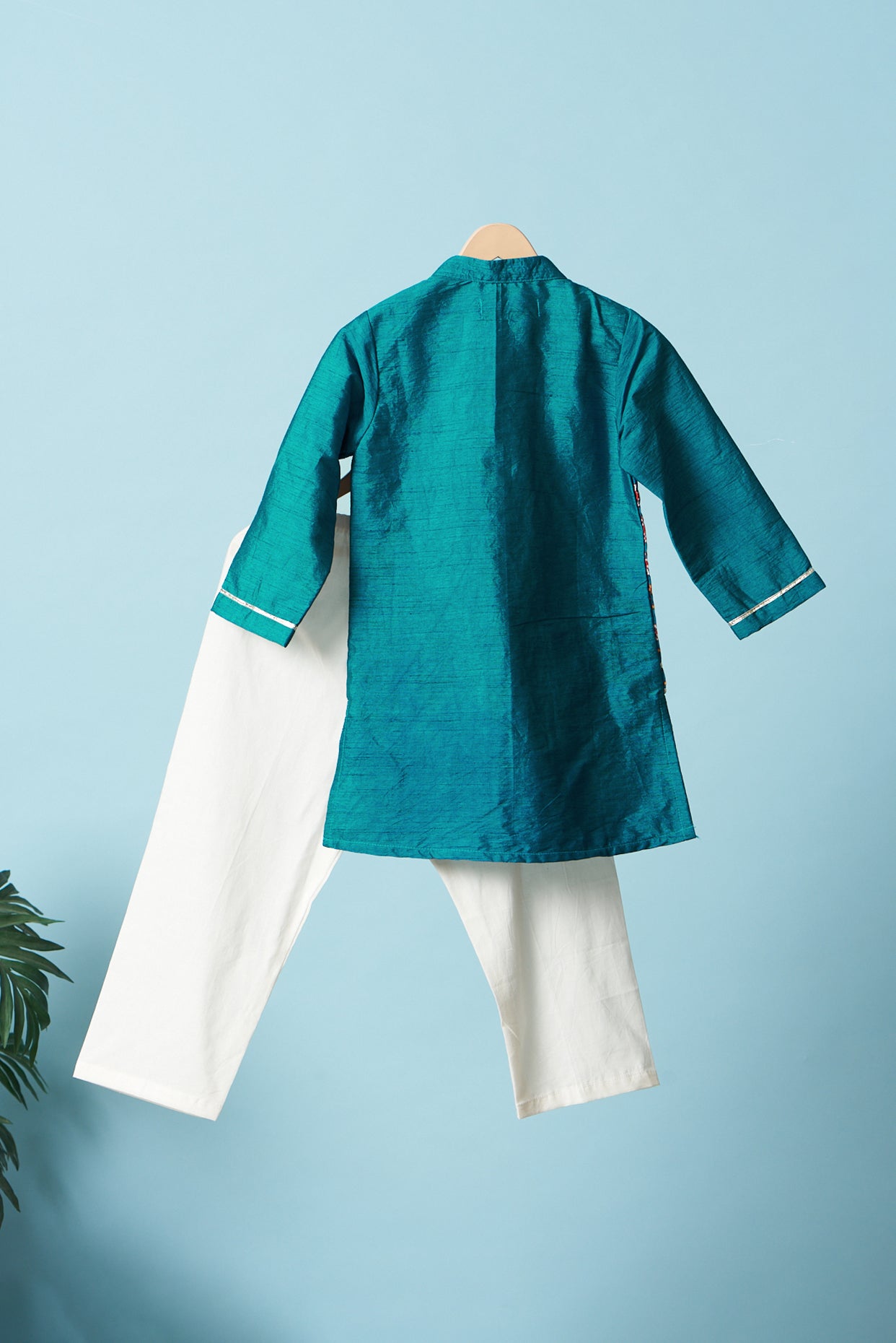 Blue Silk Blend Kurta Set For Boys by Pankhuri by Priyanka - Kids at Pernia's Pop Up Shop