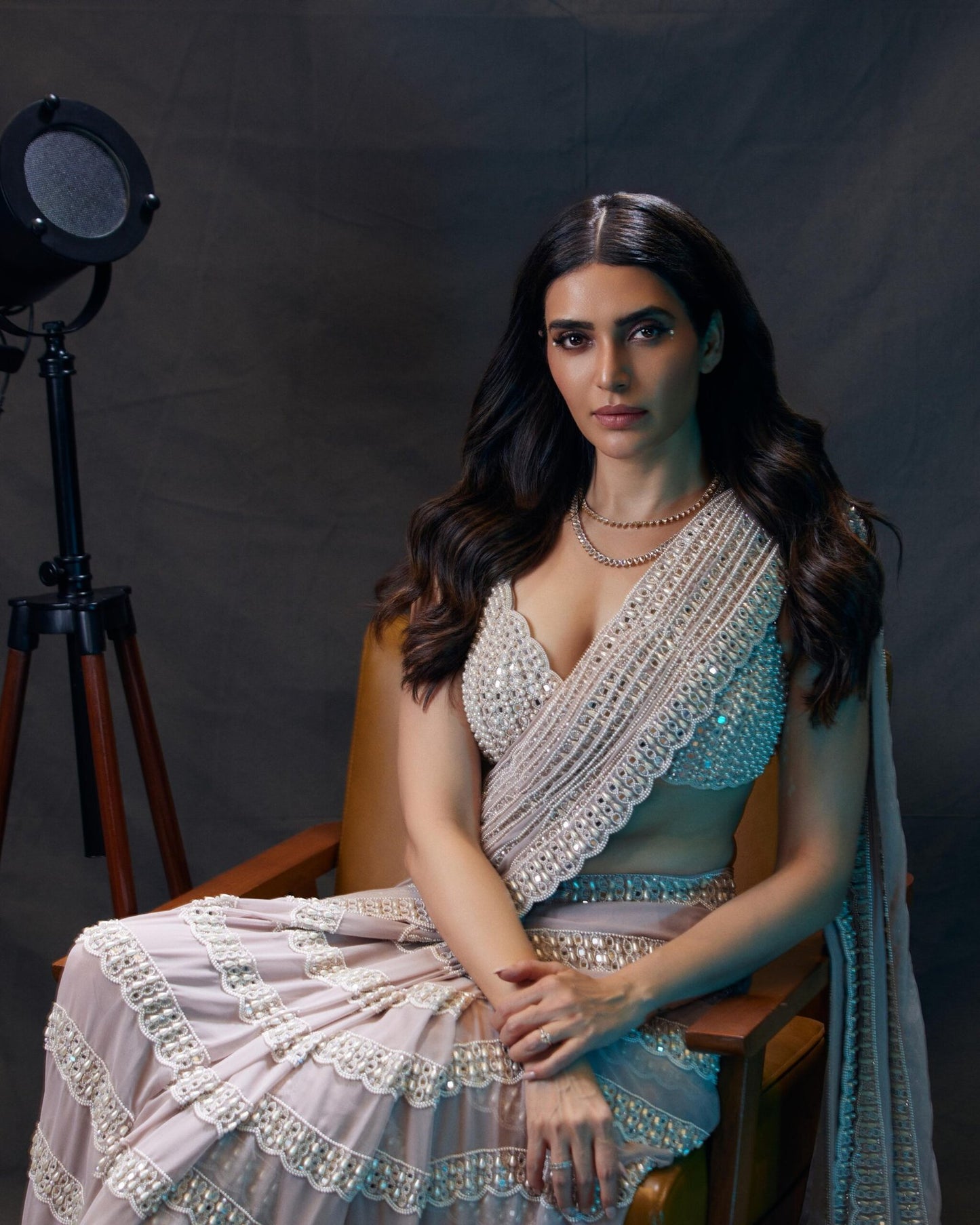KARISHMA TANNA In Ash Pink Chandelier Pearl Drop Saree Set