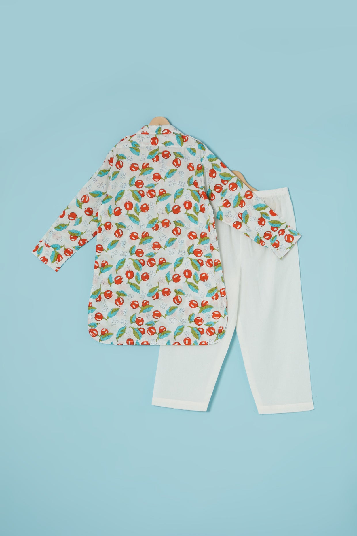 White Cotton Printed Kurta Set For Boys by Pankhuri by Priyanka - Kids at Pernia's Pop Up Shop