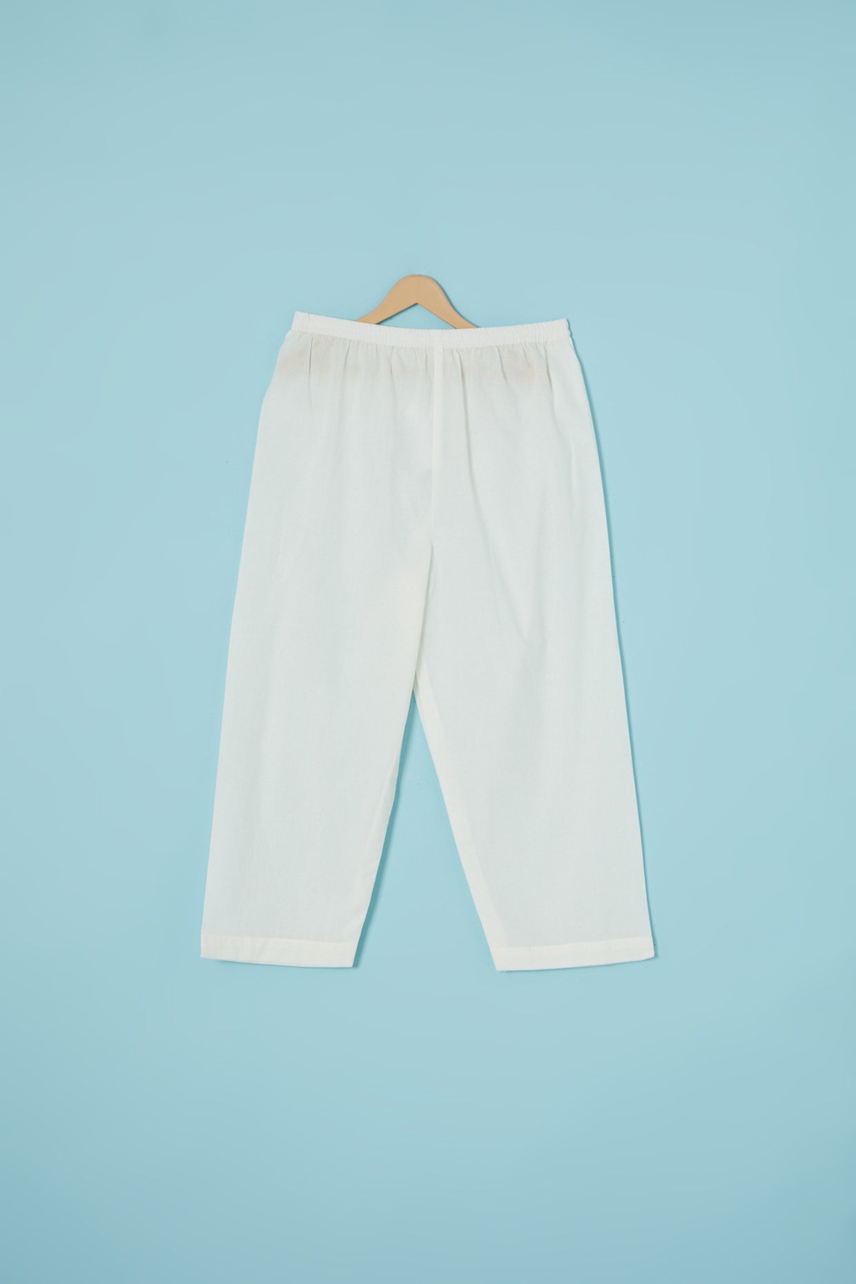 White Cotton Printed Kurta Set For Boys by Pankhuri by Priyanka - Kids at Pernia's Pop Up Shop