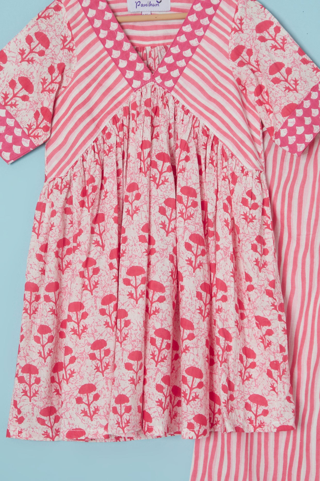 Red Cotton Block Printed Kurta Set For Girls by Pankhuri by Priyanka - Kids at Pernia's Pop Up Shop