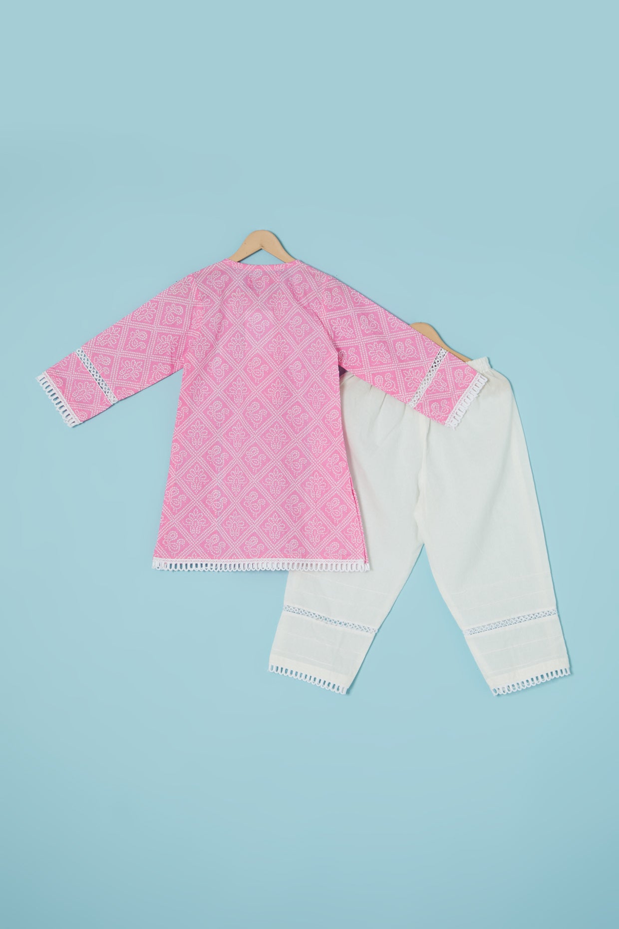 Pink Cotton Hand Block Printed Kurta Set For Girls by Pankhuri by Priyanka - Kids at Pernia's Pop Up Shop