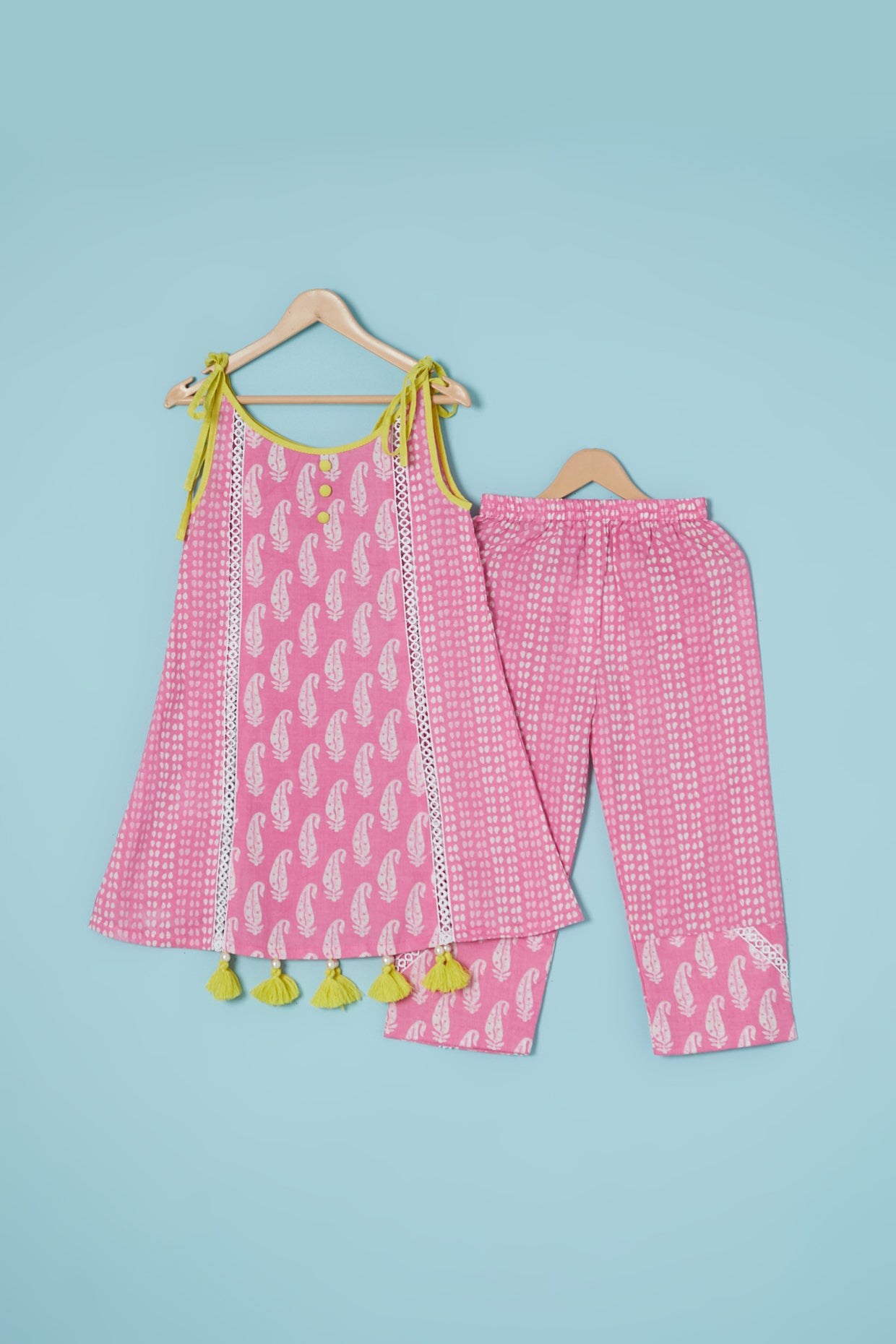 Pink Cotton Printed A-Line Kurta Set For Girls by Pankhuri by Priyanka - Kids at Pernia's Pop Up Shop