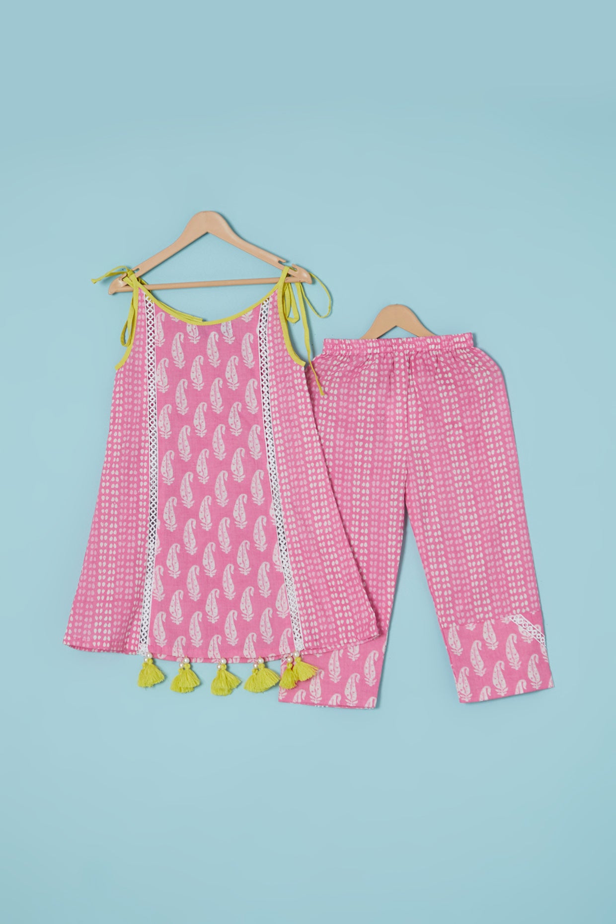 Pink Cotton Printed A-Line Kurta Set For Girls by Pankhuri by Priyanka - Kids at Pernia's Pop Up Shop