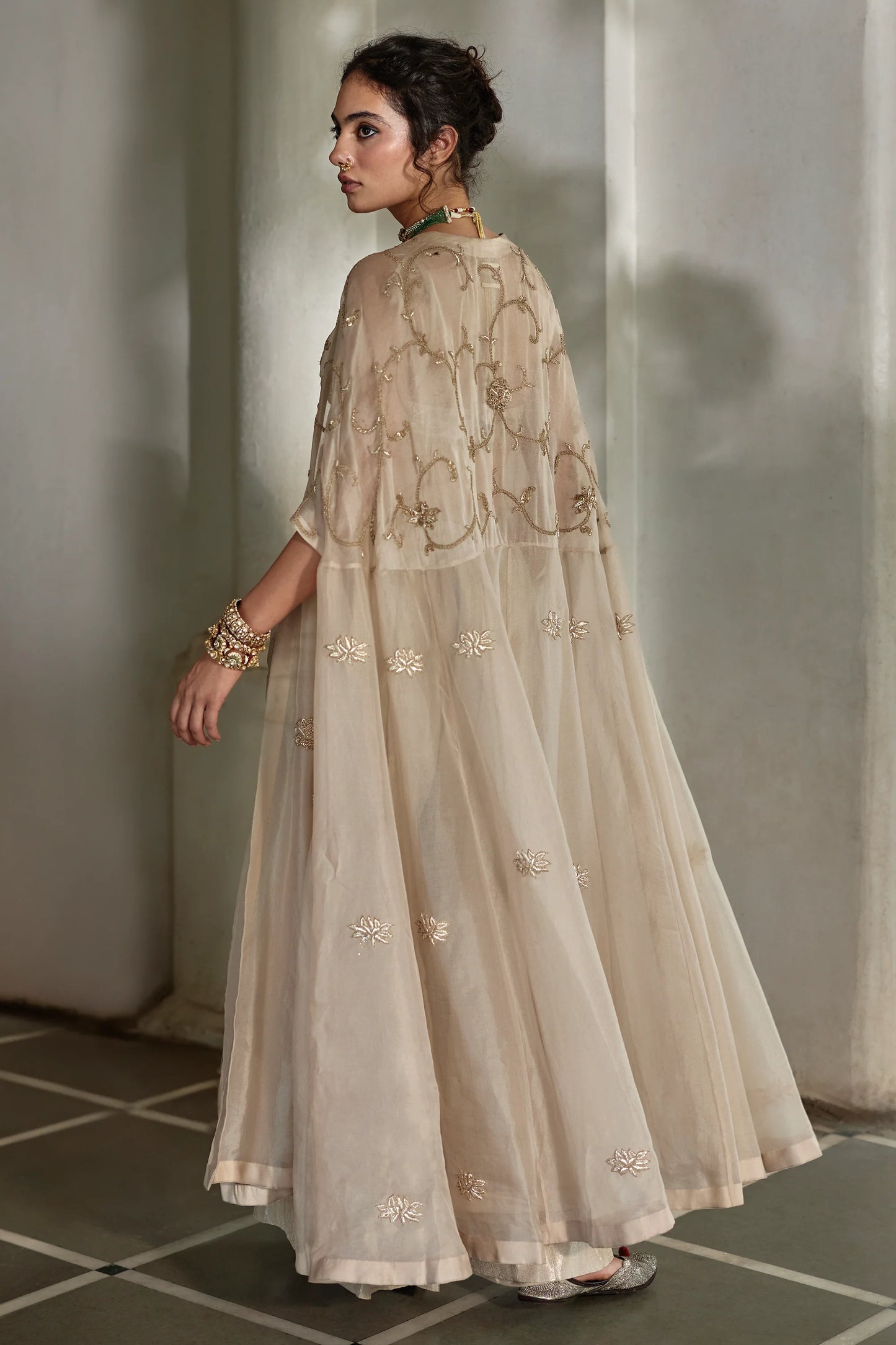 AIRA CAPE PALAZZO SET