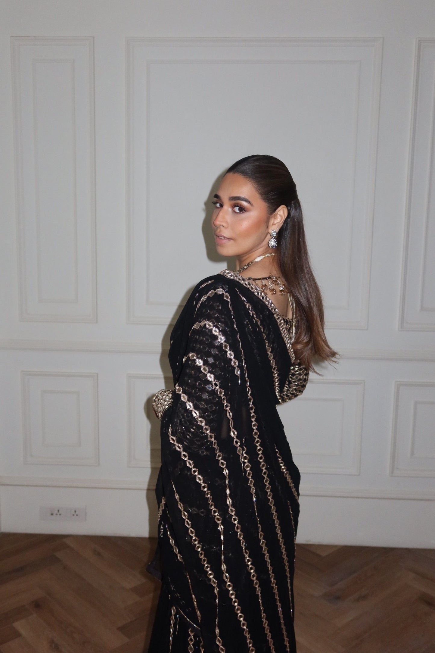 Summiyya In Black Pre Draped Saree Set