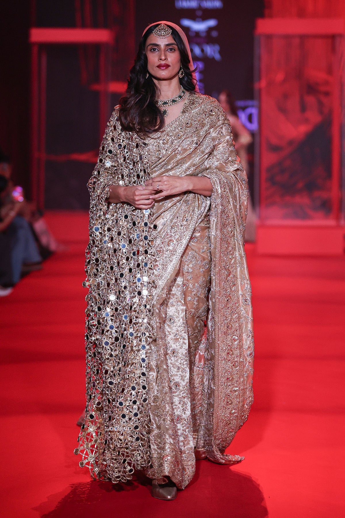 Kanakprabha Saree Set
