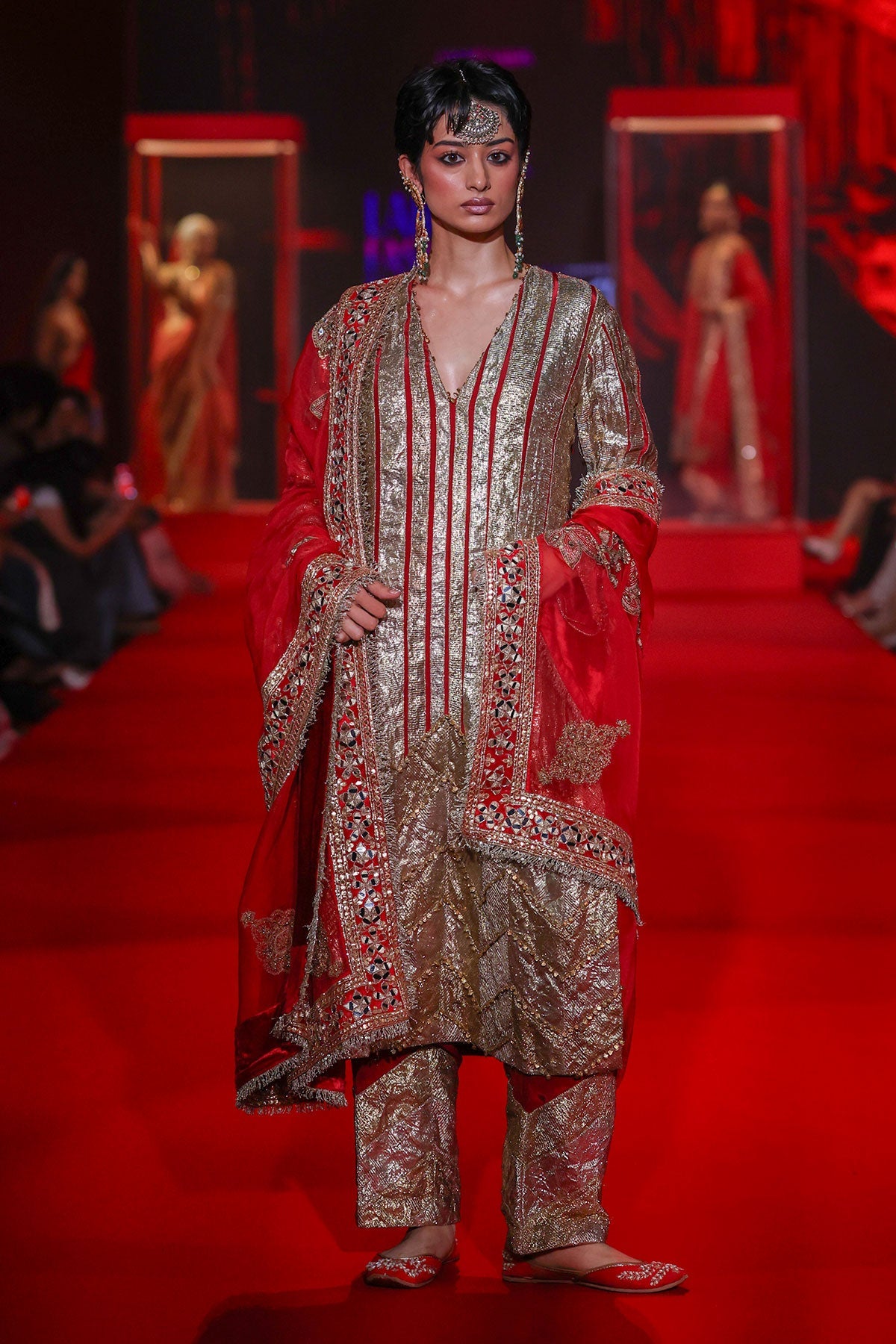 Suvarna Suit